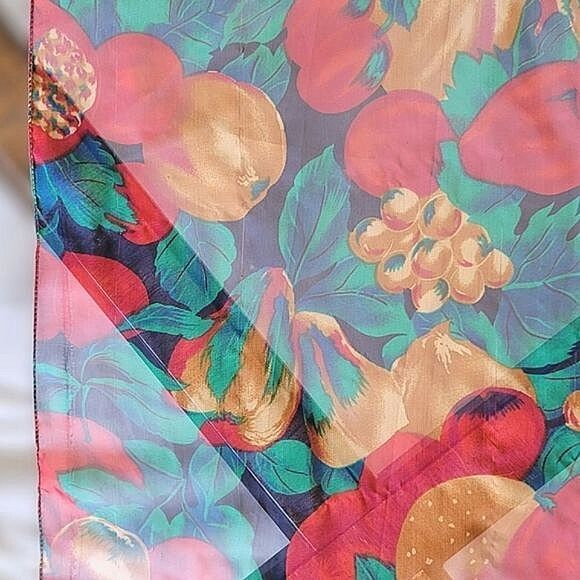 Vtg sheer chiffon apple & pear print shawl - Picture 7 of 9